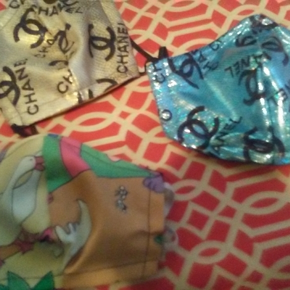 Small medium and large 3 layer face mask - Picture 9 of 16